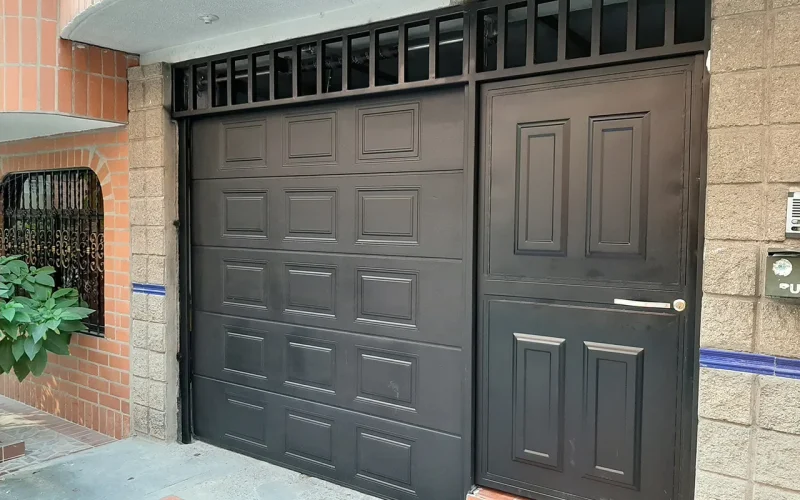 puerta-garaje-prefabricada-ed